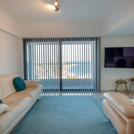 Infinito Penthouse Luxury Terrace アパート *